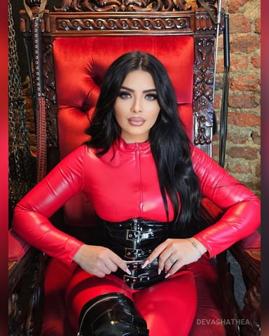 DevashaThea foto