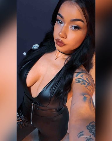 NikiBryce foto