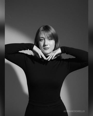 AdrianeDemello foto