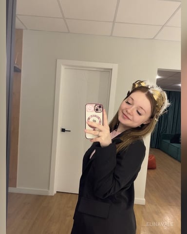 ElinaVale photo