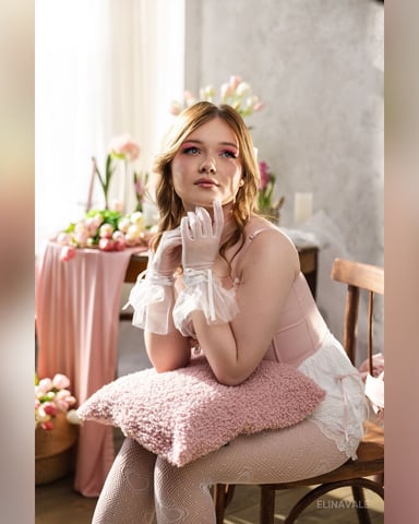 ElinaVale photo