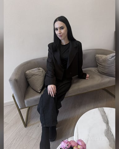 EsmePemberton photo