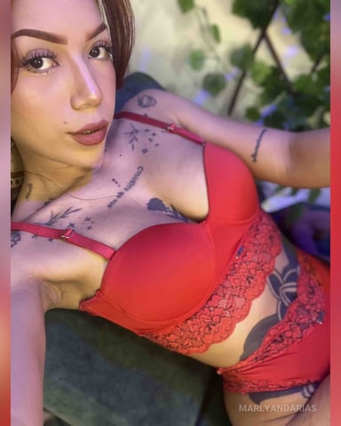 MarlyAndArias foto