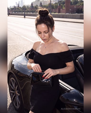 AliceHathaways photo