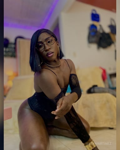 IsseyMartinez foto