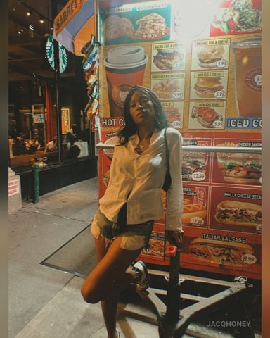 JacqHoney photo
