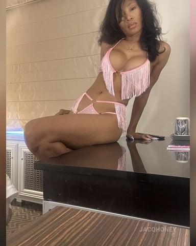JacqHoney photo