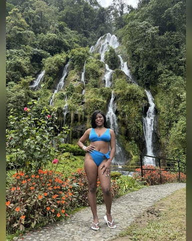 AshantyHopson photo