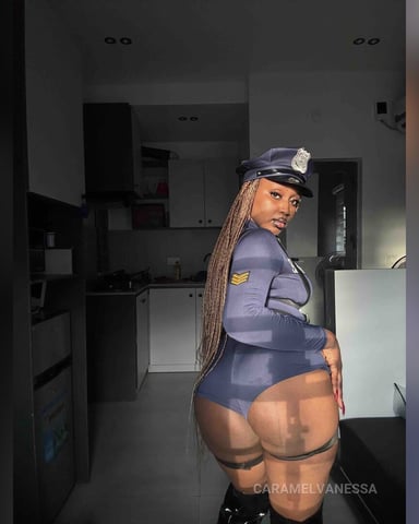 CaramelVanessa photo 4