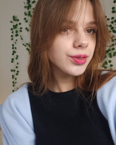 AliceLideell photo 8