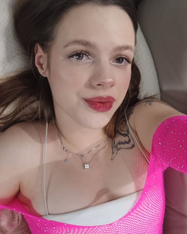 AliceLideell photo 9