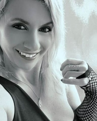 MayraWhite foto