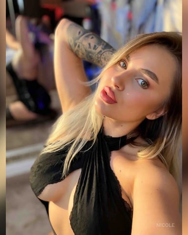 Nicole Foto