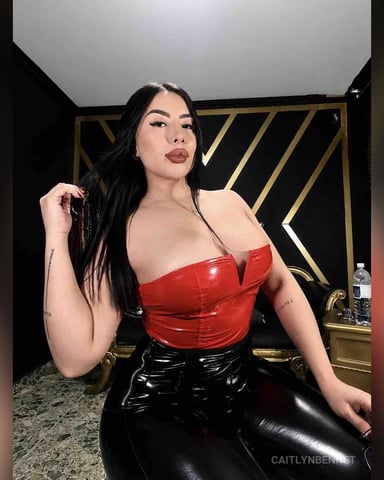 CaitlynBennet foto