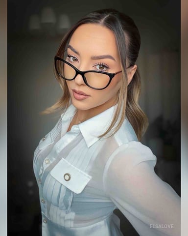 ElsaLove photo