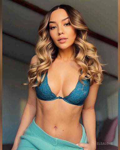 ElsaLove photo
