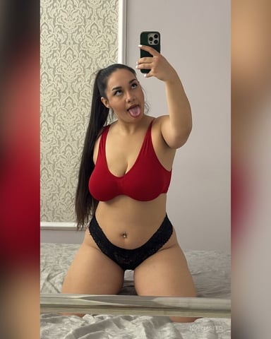NoeliaReed foto