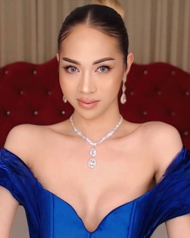 ZaraLawrence photo