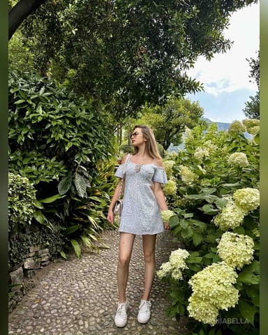DariiaBella photo