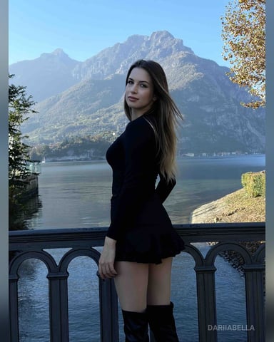 DariiaBella photo
