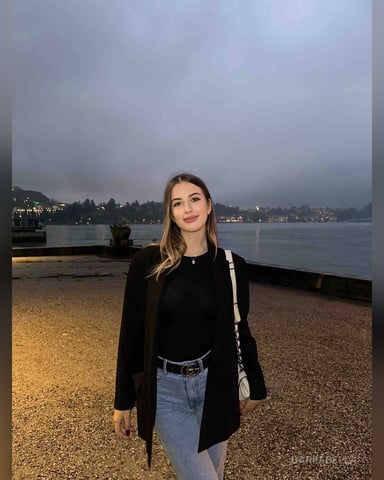 DariiaBella photo