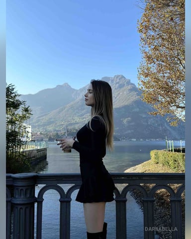 DariiaBella photo