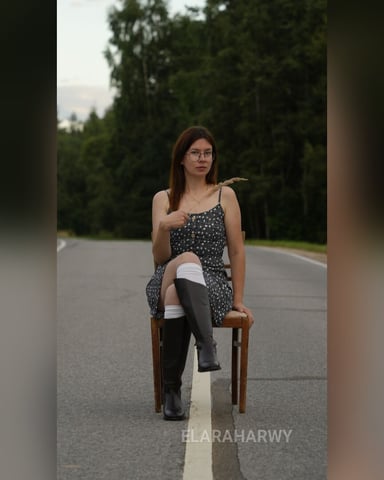 ElaraHarwy, fotografie