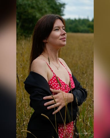 ElaraHarwy, fotografie