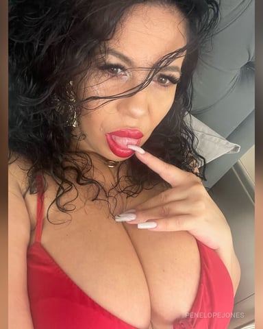 PenelopeJones photo