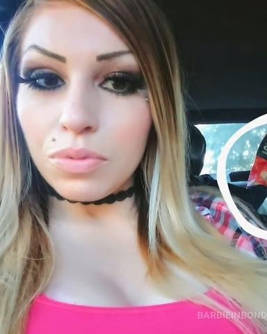 barbieinbondage Foto