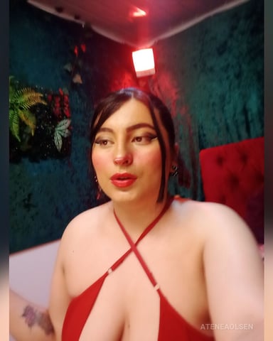 AteneaOlsen foto