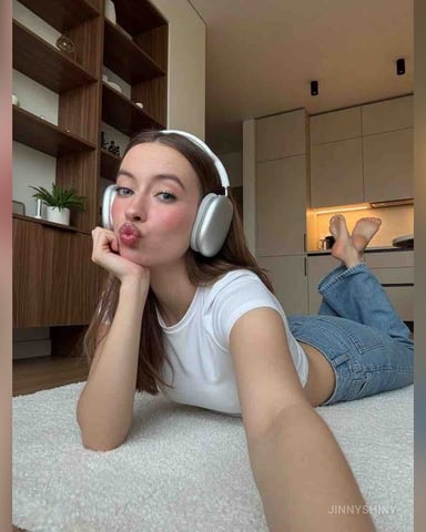 JinnyShiny foto