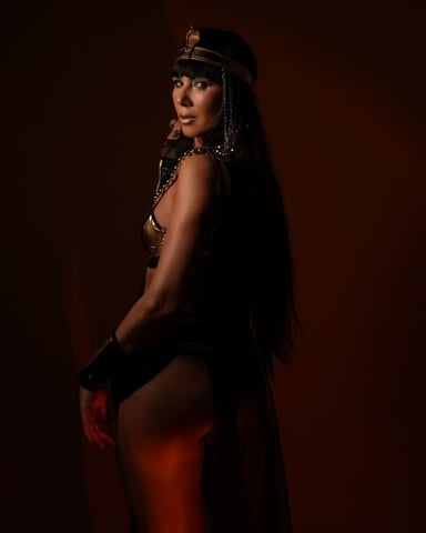 LaraAdler photo