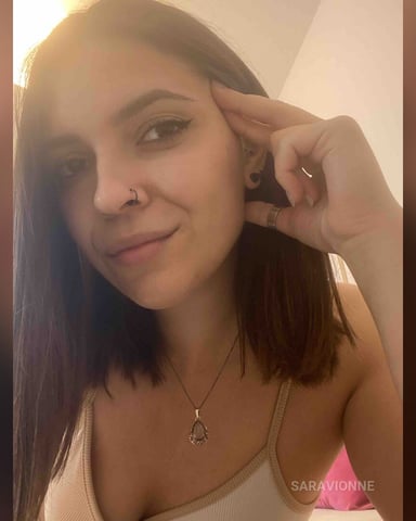 SaraVionne Foto