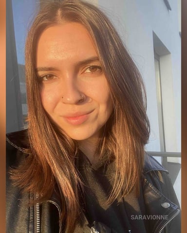 SaraVionne Foto