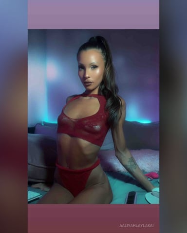 AaliyahLaylaKai foto