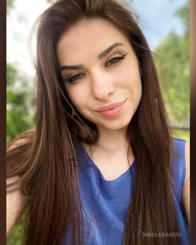 NikoleBakers foto