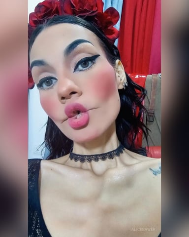 AliceBawer Foto