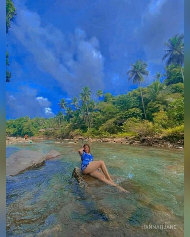HannahJane photo 1
