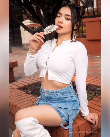 NathaschaGalaz photo