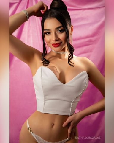 NathaschaGalaz photo