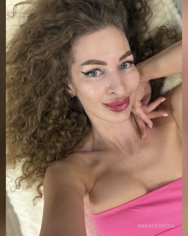 AnnaHerrera Foto