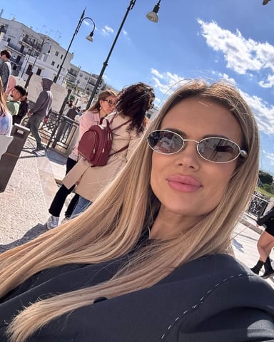 JuliaAzzuro photo