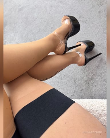 JuliaAzzuro photo