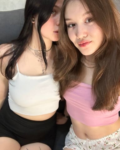 CorettaAndMelody photo 1
