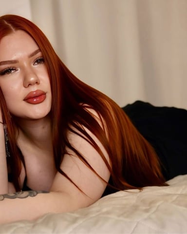 MiaLavelle Foto