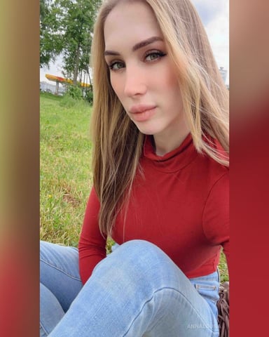 AnnaLouna foto