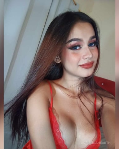 AdriannaHearth Foto