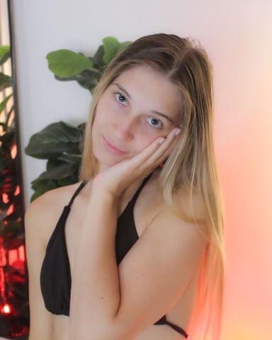 LauraPurr photo