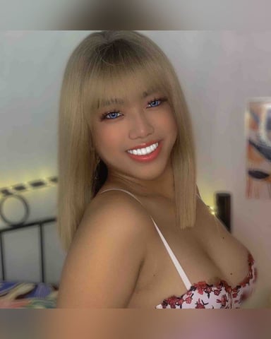 MikyAzumi foto